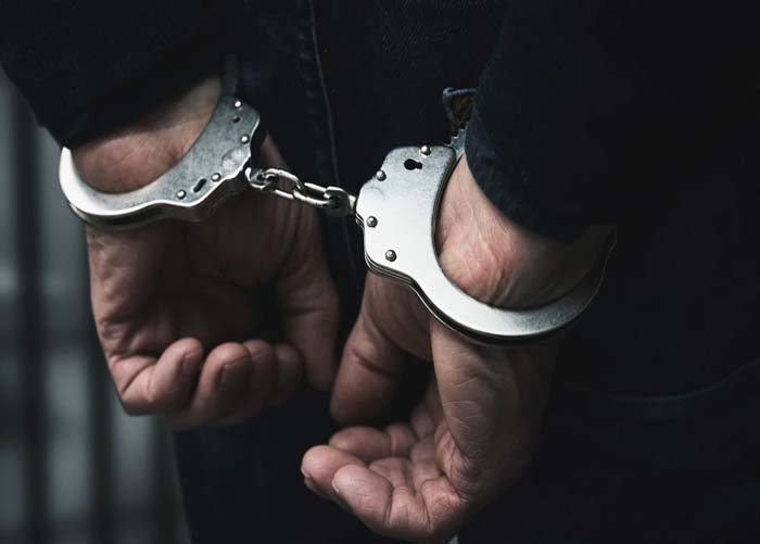 ಇದ್ಯಾವ ಸ್ಟೈಲ್? | ಹುಡುಗರ ವೇಷದಲ್ಲಿ ಮನೆಗಳ್ಳತನ: ಖರ್ನಾಕ್ ಕಳ್ಳಿಯರು ಅರೆಸ್ಟ್!